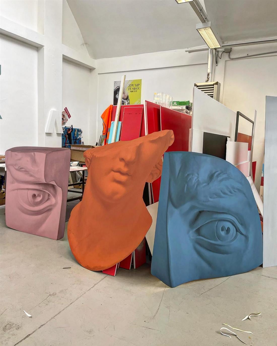 Sagome tridimensionali realizzate con taglio e fresatura